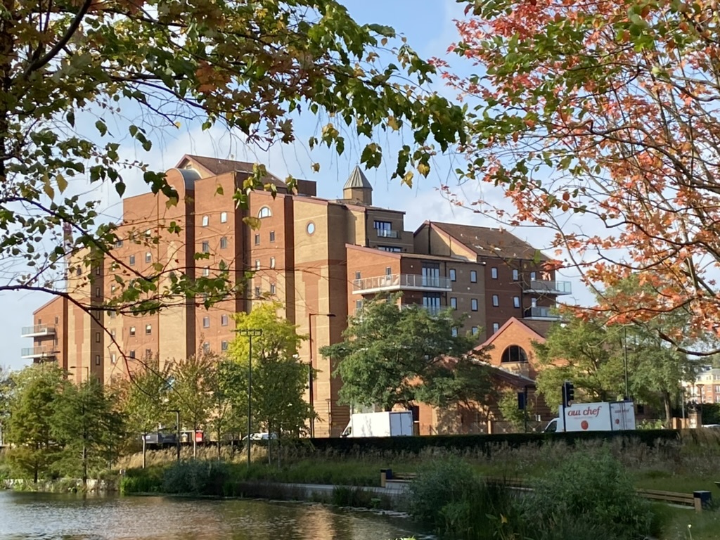 9364D7EE-EEE9-4FCC-BF11-650AE523844D_1_105_c